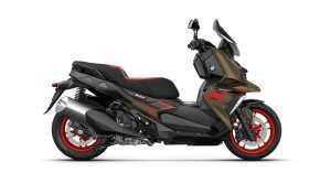 BMW-C-400-X-unveiled