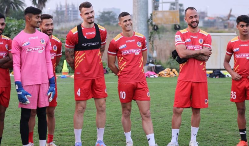 Despite Injuries, Three East Bengal Players Attend Pujo Pandal Inauguration in Kolkata