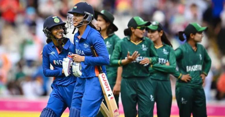 হারলেও পাকিস্তান ম্যাচ জিতে সেমিতে প্রবেশের অঙ্ক কষছেন হরমনপ্রীতরা