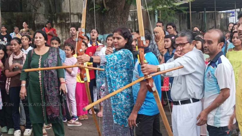 Maharani Kashishwari Girls' School Hosts Concluding Archery Training Camp in Murshidabad