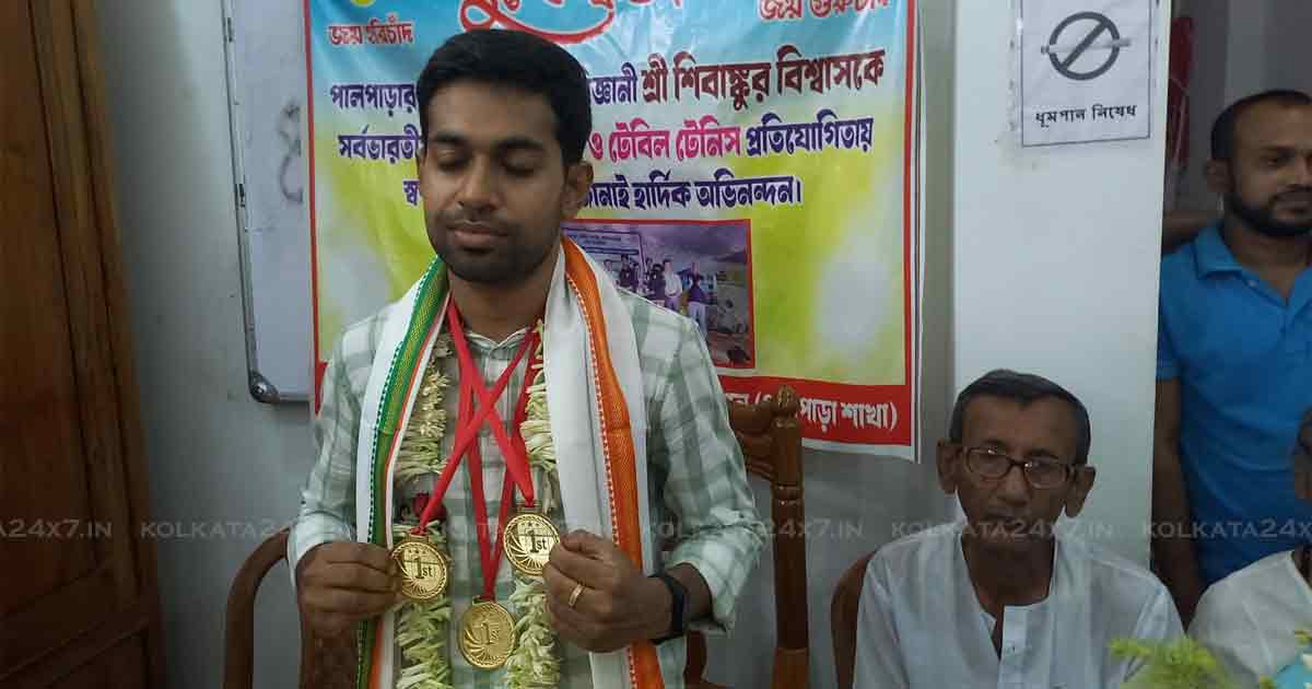 National Table Tennis Champion Shivankur Returns to Nadia, Honored for Gold Win"