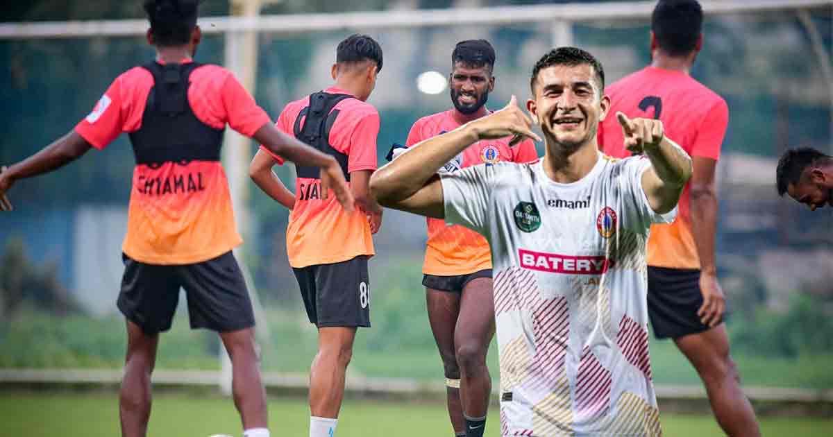 East Bengal FC footballer Saul Crespo Returns to Training