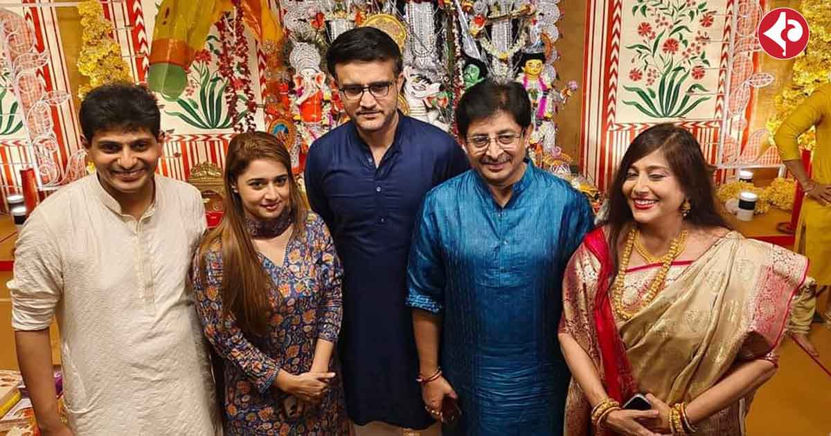 Sourav Ganguly and Jhulan Goswami Attend Vaishali Dalmiya's Home Durga Puja