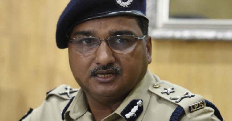 নির্যাতিতার নাম প্রকাশের জন্য দু’বছরের জেল হতে পারে বিনীত গোয়েলের