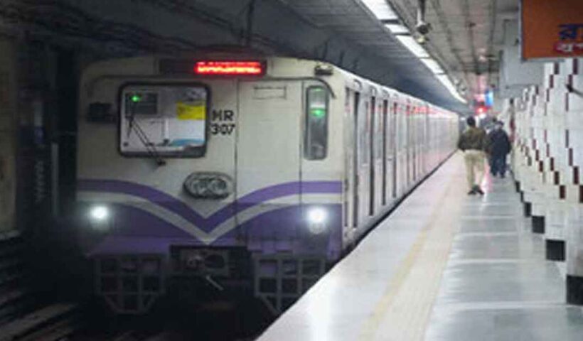 Kolkata metro will run whole night during durga puja