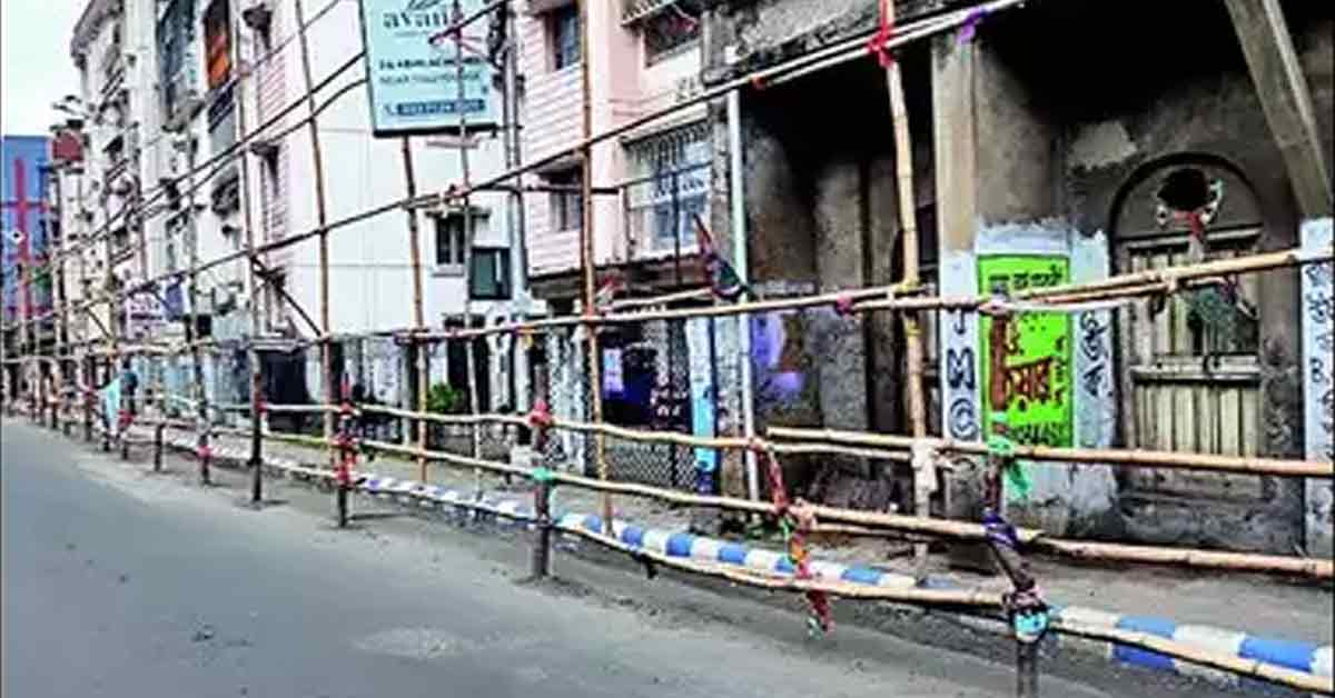 Barricades removed puja committee