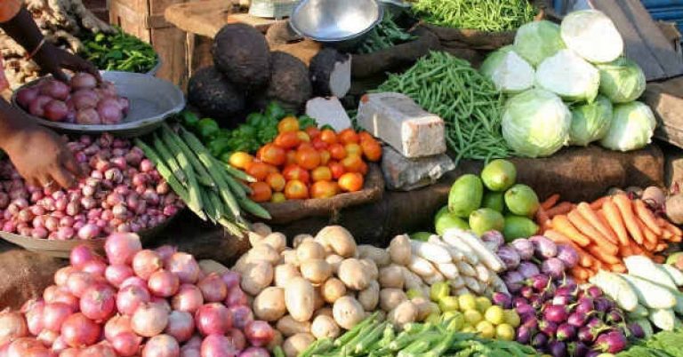 Vegetable Prices Drop on Friday, Bringing Smiles to the Middle Class