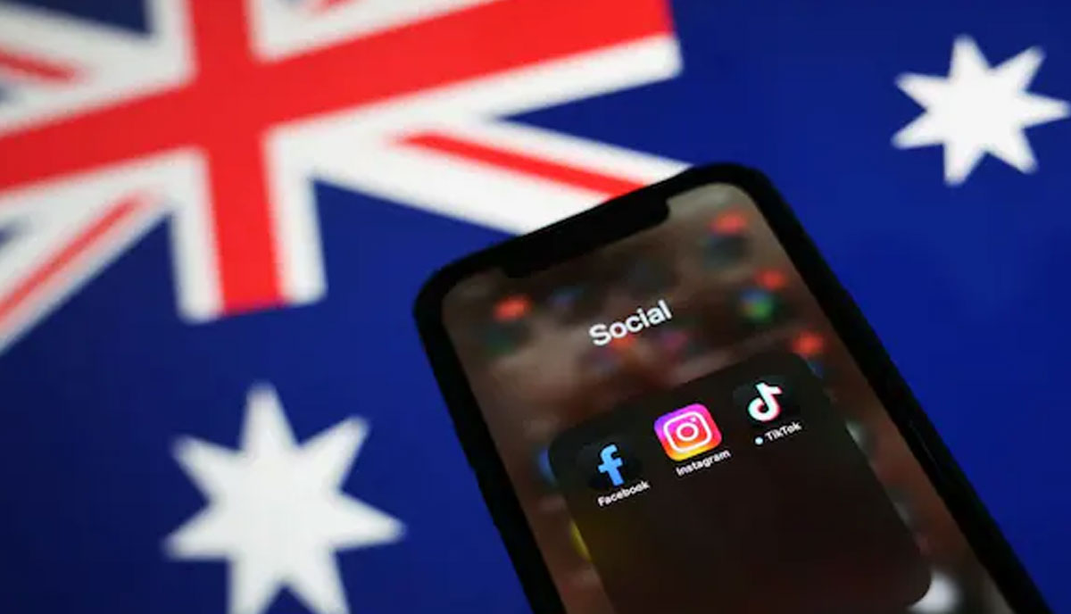 AUstralia bans social media for kids