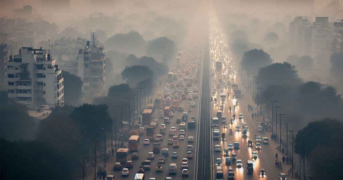 Delhi Air pollution smog at danger level