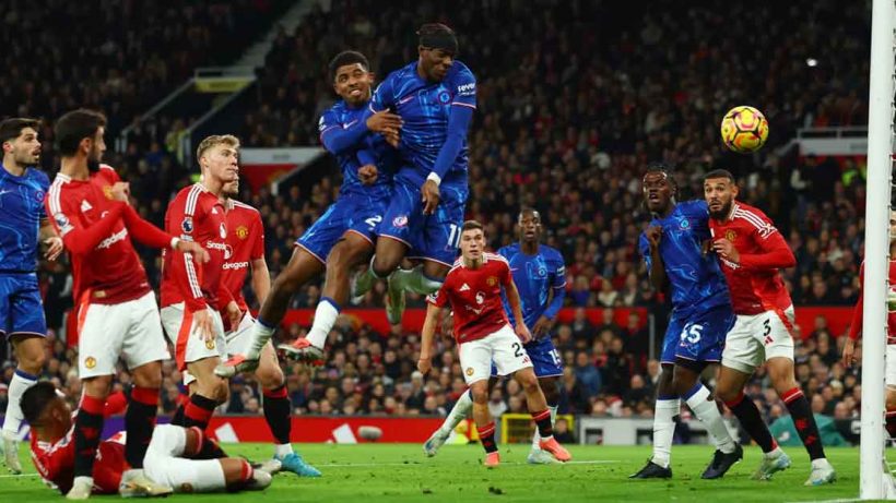 Manchester United Draws 1-1 with Chelsea