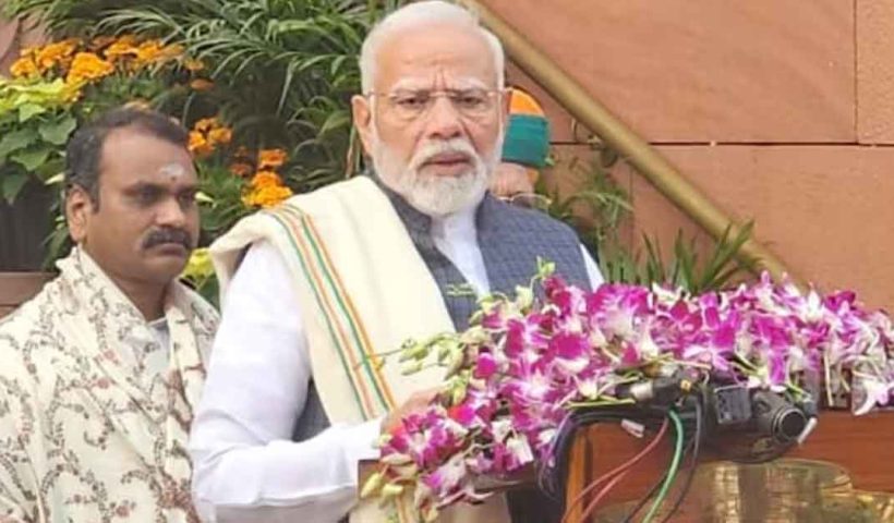 Pm Narendra Modi attacks congress and opposition alligation of hooliganism at MAharashtra election