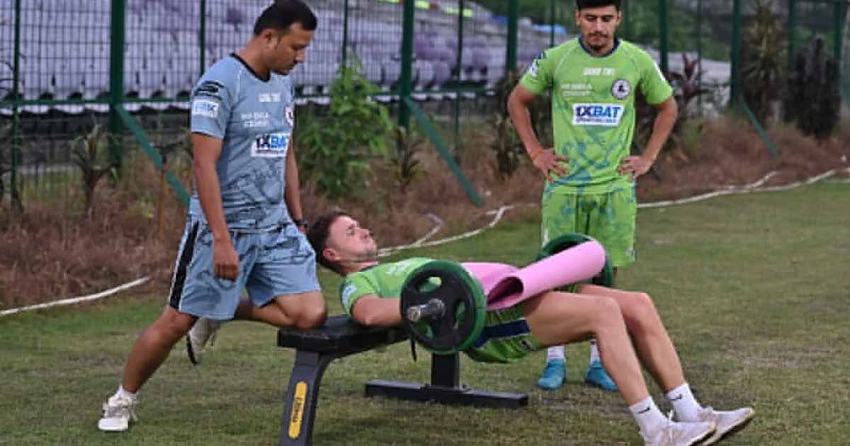 Greg Stewart and Anirudh Thapa Battle Injuries as Mohun Bagan Prepares for Jamshedpur FC Clash