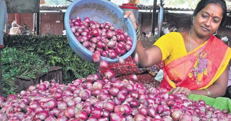 Onion prices have plummeted to just ₹2 per kg in Mahdipur,