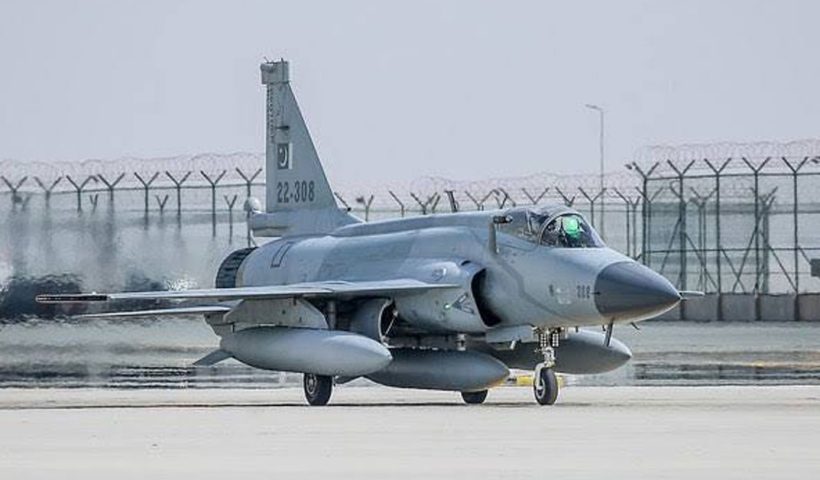 Pakistani JF-17 fighter jet