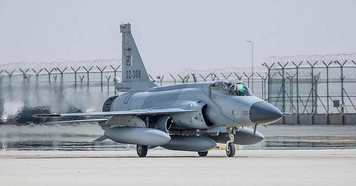 Pakistani JF-17 fighter jet