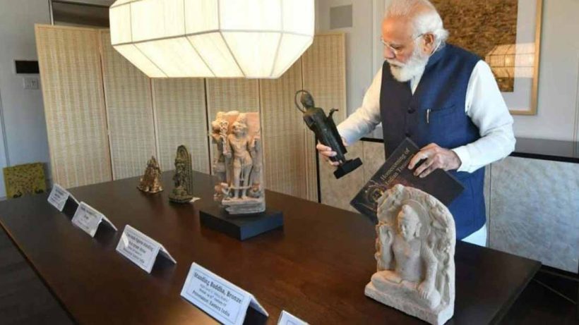 US returns stolen Indian treasures