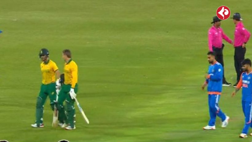 india-vs-south-africa-3rd-t20-match-stop-for-some-time-due-to-flying-ants