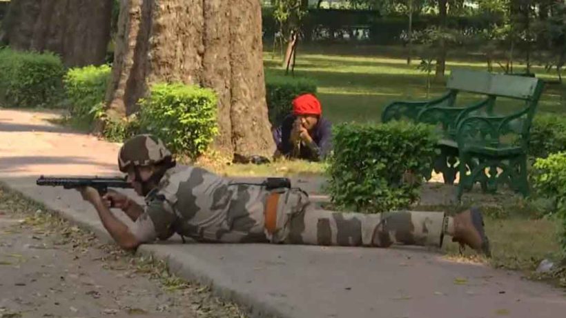 Mock Drill by Indian Army Underway in Front of Victoria House in Kolkata