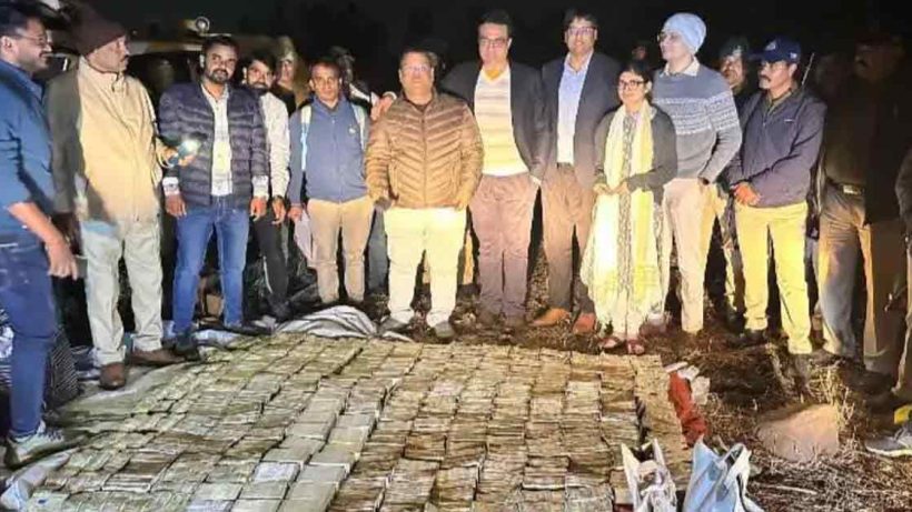 52 Kg Gold and Rs 10 Crore Cash Found in Abandoned Car in Bhopal Forest