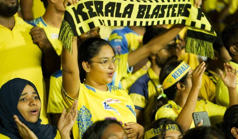 Kerala Blasters Fans girl