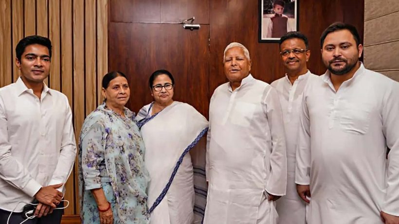 Lalu Prasad Yadav 'selfish' and accuses Mamata Banerjee