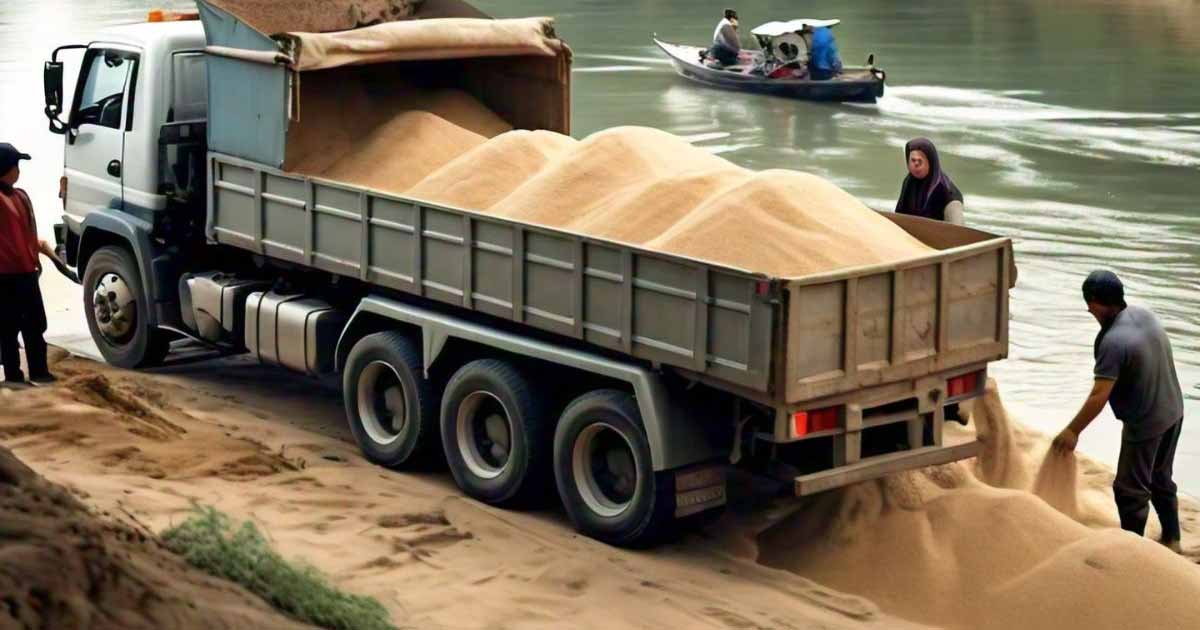 Moynaguri sand smuggling