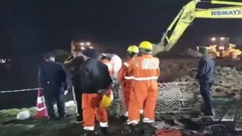 Rajasthan child fall into whale getting critical situation to rescue rescue operation continue