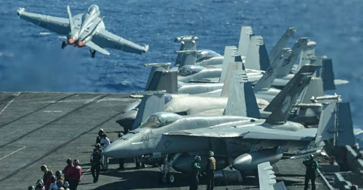 US Shoots Down Own Plane: নিজেদেরই F-18 ফাইটার জেটকে গুলি করে নামাল ...