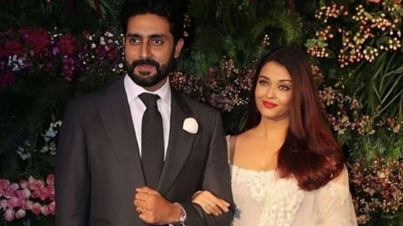 Abhishek Aishwarya pose together