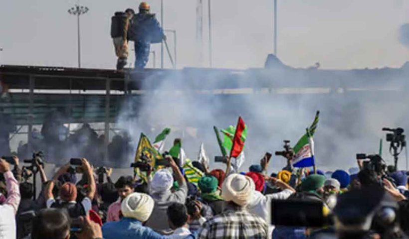 Farmers postponed 'Delhi Chalo' aviyan after nine got injured in clashes with police