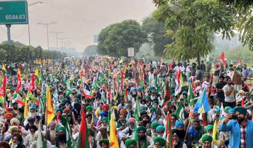 Farmer protest in Delhi Up