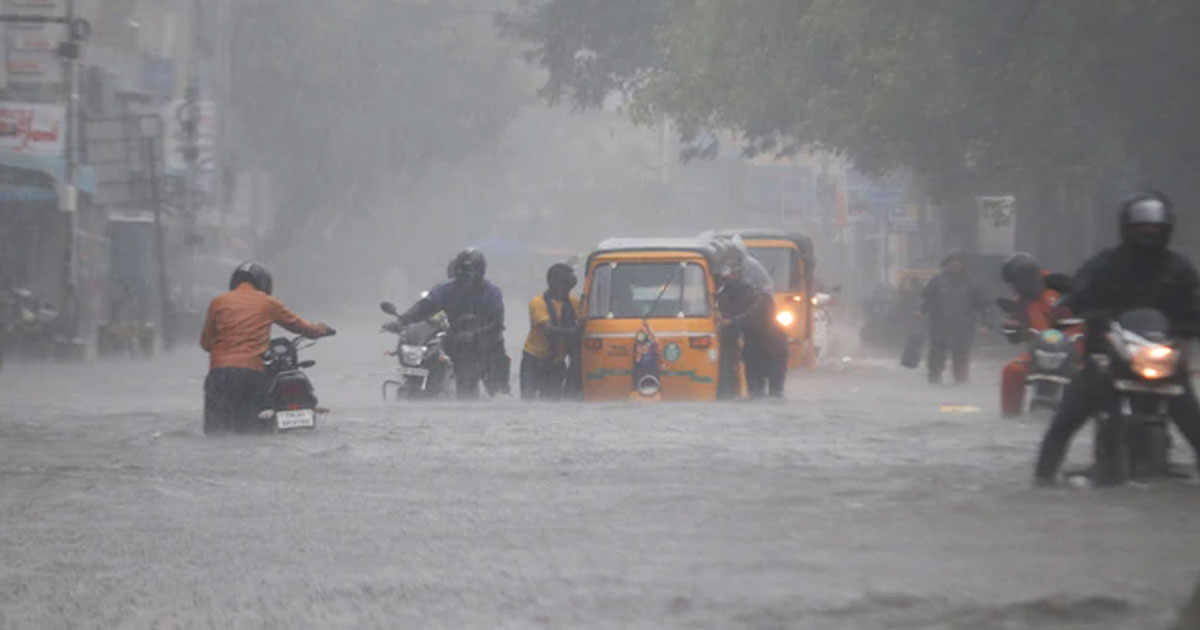 Cyclone Fengal impacts tamil nadu