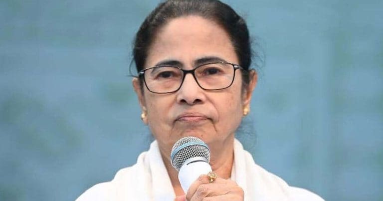 WB CM Mamata Banerjee Withdraws Suspension of Junior Doctors at Medinipur Medical