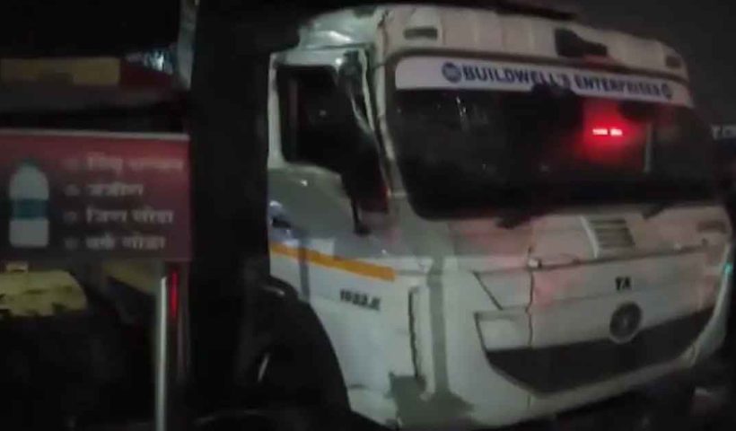 Pune truck accident 3 killed