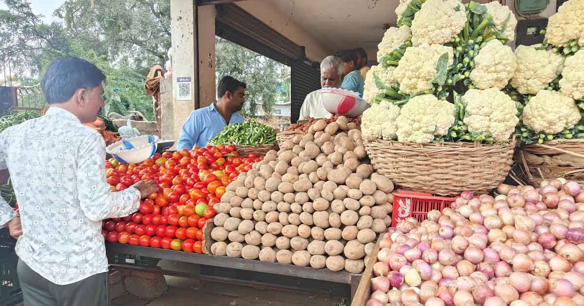 Vegetable Prices Drop at the Start of the Month