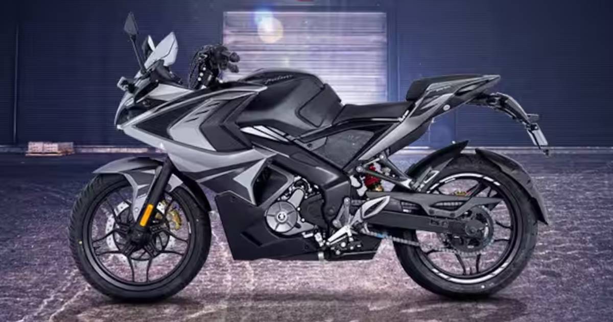 2025 Bajaj Pulsar RS 200 new details leaked