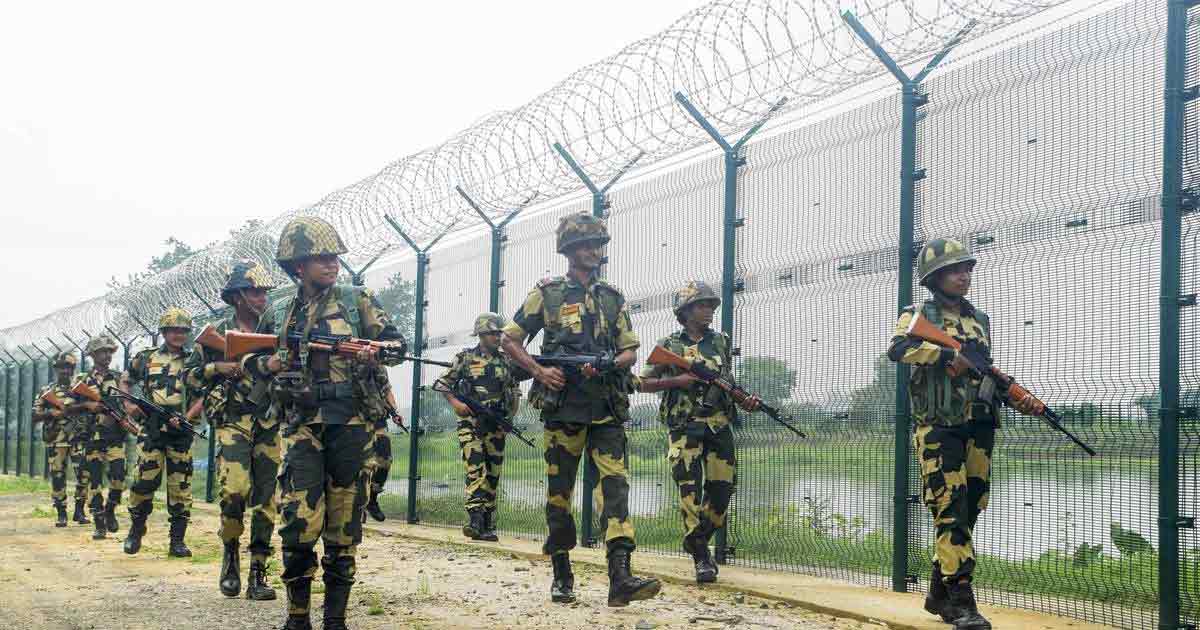 Bangaldesh row Bsf bgb conflict over fencing installation in Maldah Baishnabnagar border