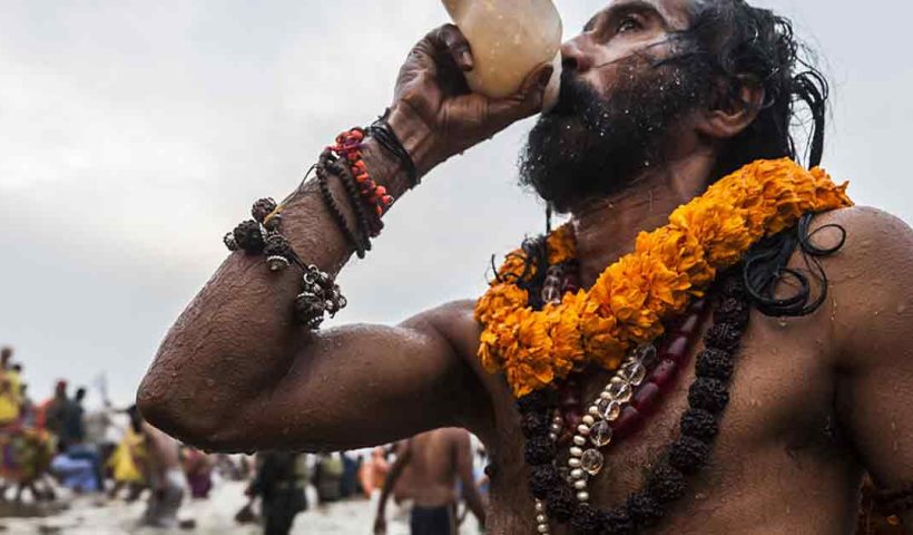 Stampede-like Situation at Maha Kumbh as Devotees Gather for Amrit Snan, Several Injured