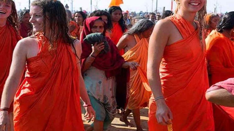 Unveiling the Mysterious Life of Female Naga Sadhus: How Do Women Become Naga SadhusUnveiling the Mysterious Life of Female Naga Sadhus: How Do Women Become Naga Sadhus