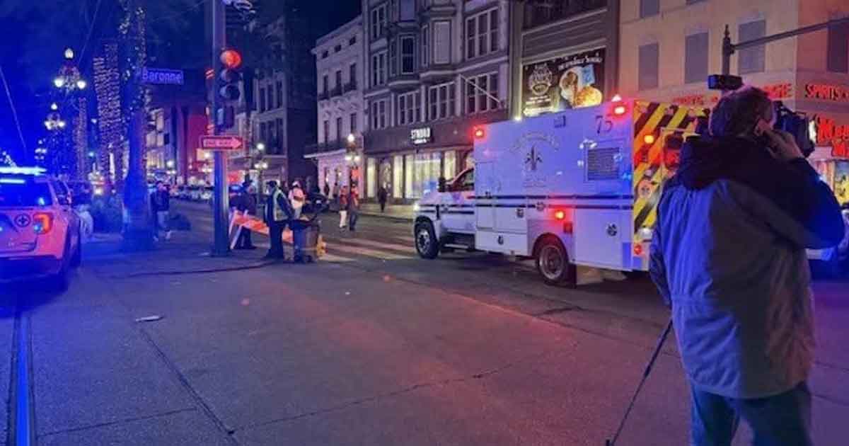 Car Rams Crowd In New Orleans