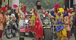 Surpeme Court send notice to Gurmeet Ram Rahim for unpleasent incident