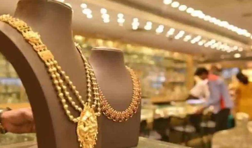 Gold and Silver Price: A New Surprise in Kolkata as Gold Prices Drop Sharply