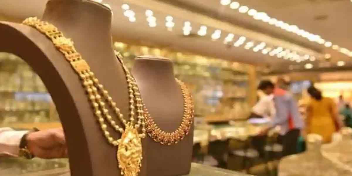 Gold and Silver Price: A New Surprise in Kolkata as Gold Prices Drop Sharply