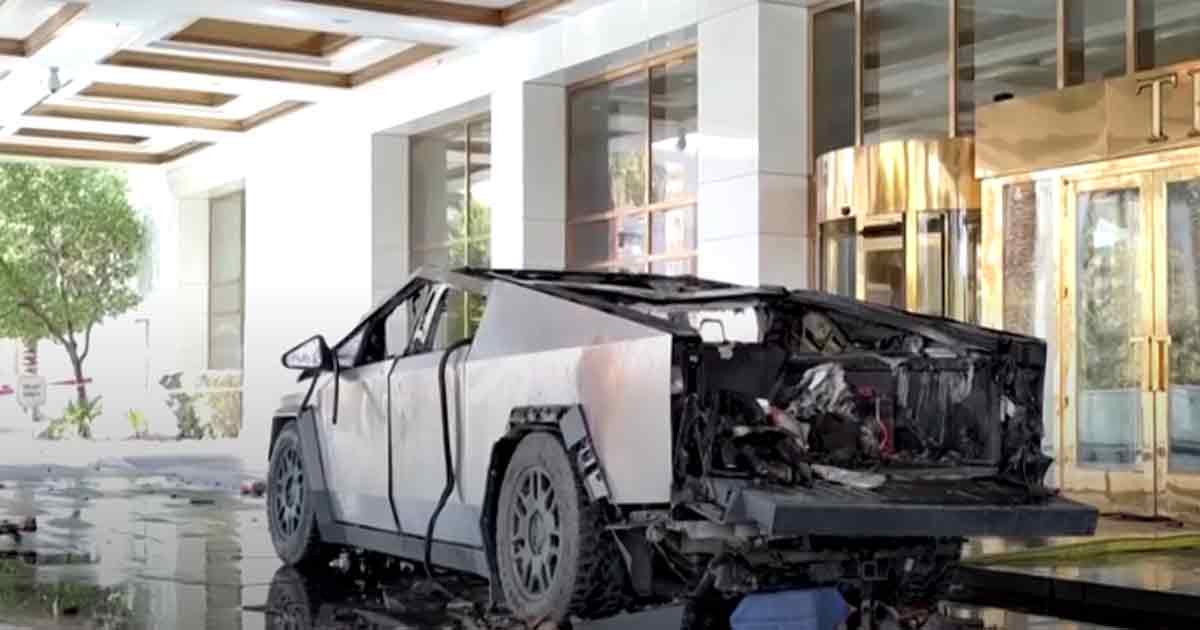 Explosion on Tesla's car near Trumps tower in Las Vegus