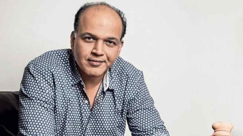 ashutosh-gowariker-birthday-special-films-career-shah-rukh-khan-swades-aamir-khan-lagaan