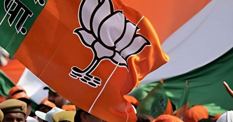 BJP Workers Clash with Each Other in South Kolkata