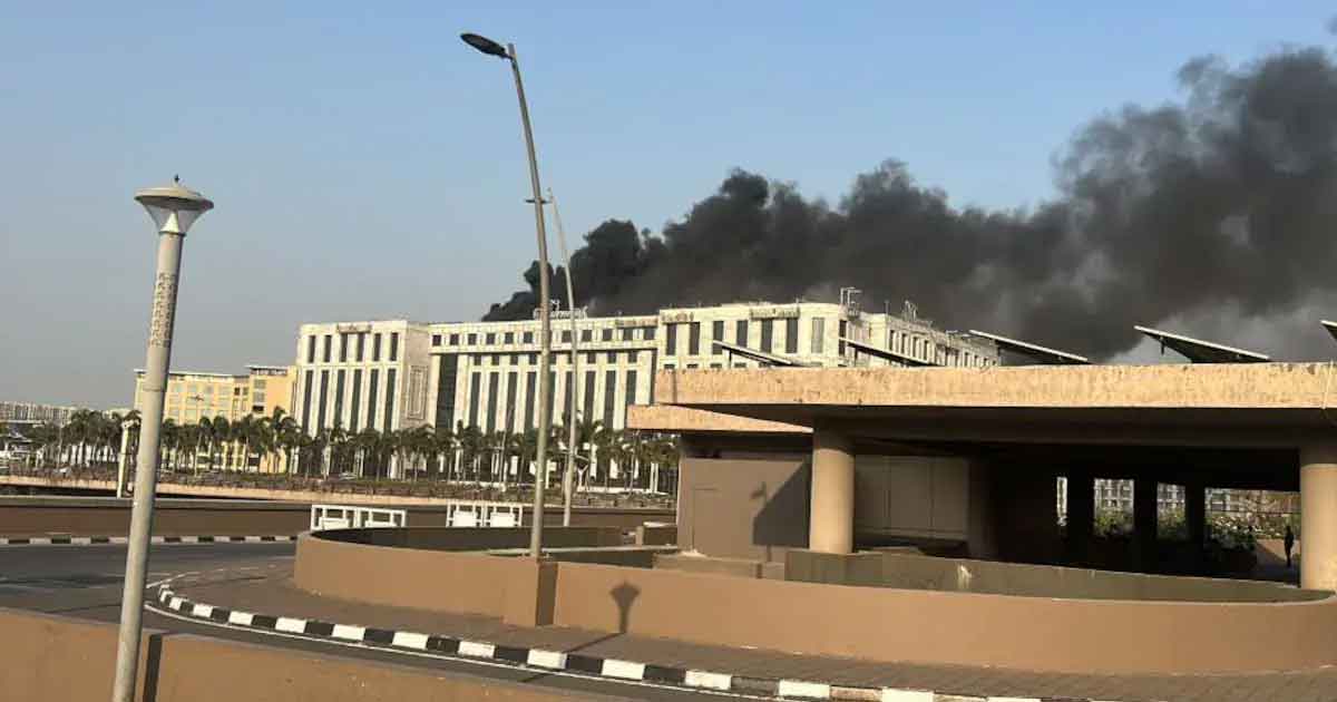 Fire Breaks Out at Mumbai's Hotel Fairmont