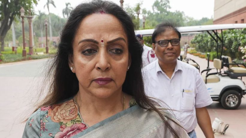 Kumbh stampede not that big Hema Malini