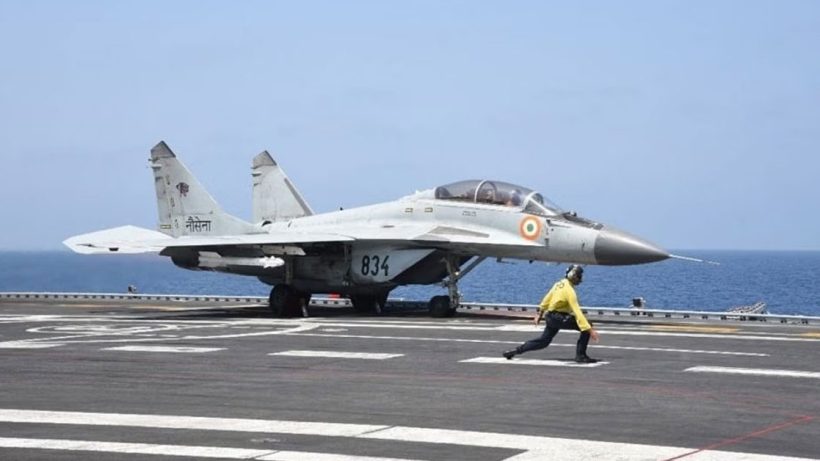 Indian Navy fighter jet