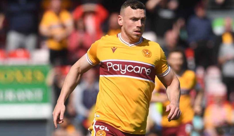 East Bengal Eyes Scottish Midfielder Connor Shields